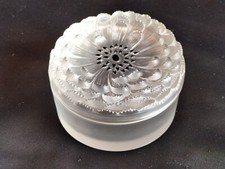 Lalique / Boîte à poudre en