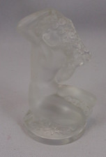 Lalique statuette floéral