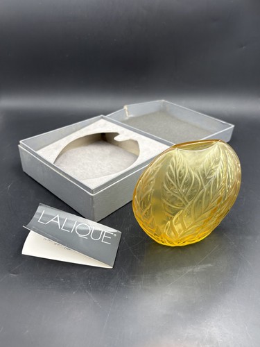 Lalique france vase - lalique,