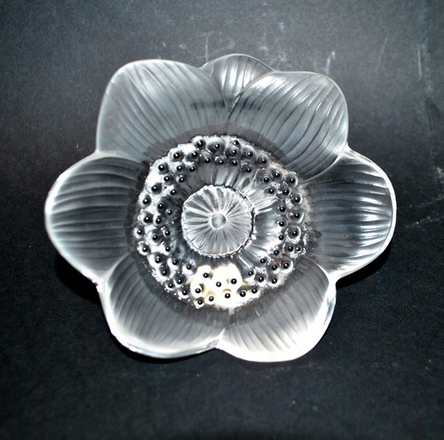 Lalique sculpture fleur - lalique,